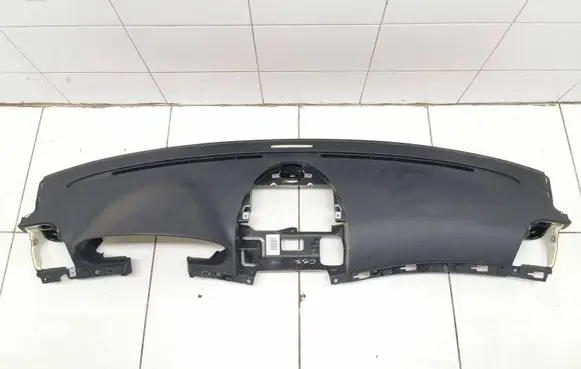 Mercedes-Benz E W211 Dashboard A2116800687