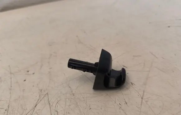 Toyota C-HR II Sun visor clip/hook/bracket 