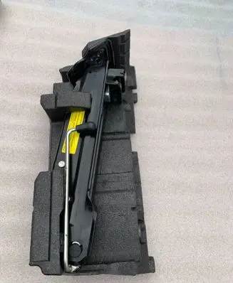 Audi Q5 SQ5 Lift Jack 8R0011031C