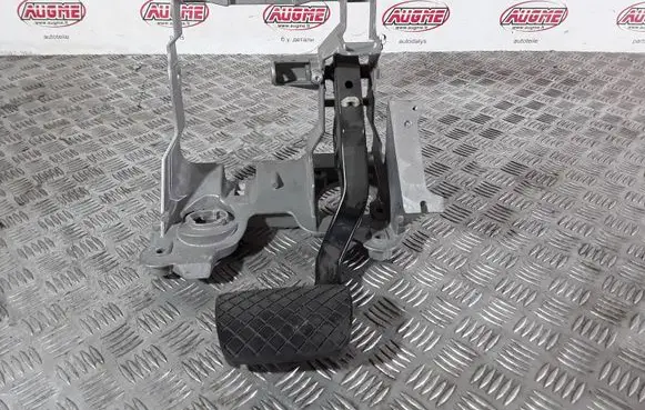 Audi A4 S4 B8 8K Brake pedal 8K1723140B