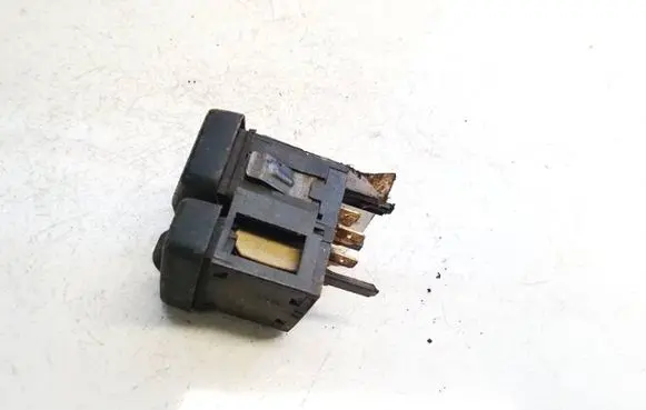 Volkswagen PASSAT B3 Light switch 357941531 03847730