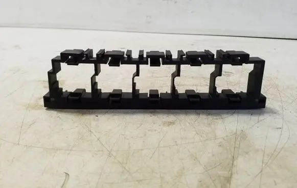 Audi TT TTS Mk2 Relay mounting block 1K0937503A