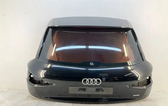Tailgate/trunk/boot lid