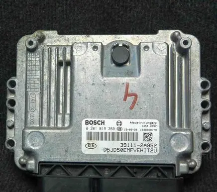 KIA Ceed Engine control unit/module 391112A952