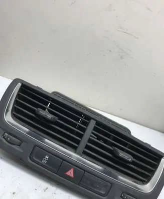 Opel Mokka Dash center air vent grill 95316391