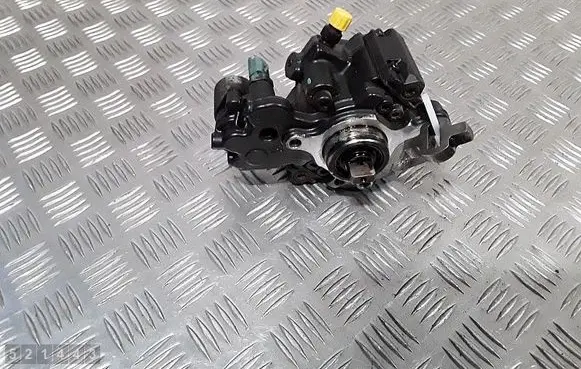 Peugeot 508 Fuel injection high pressure pump 9687959180