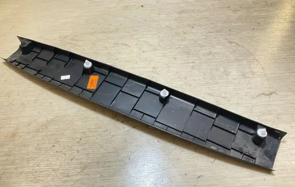 Toyota C-HR I Tailgate/trunk upper cover trim 64790F4040 303565