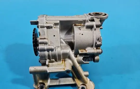 BMW 5 G30 G31 G38 Oil pump 8631810 IMPRK1603432