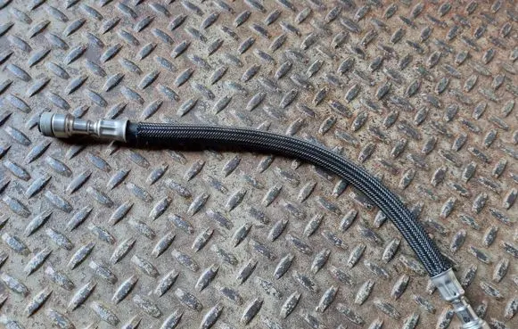 BMW 1 F40 Fuel line/pipe/hose 8600440
