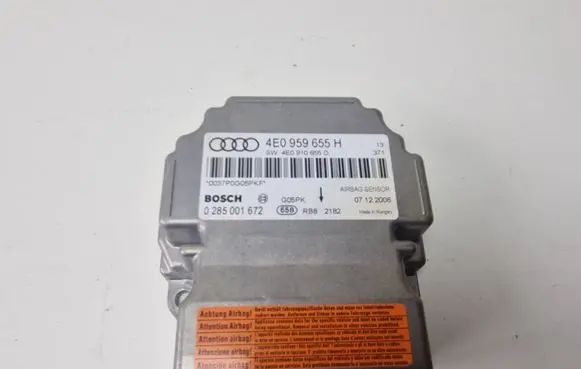 Audi A8 S8 D3 4E Airbag control unit/module 4E0959655H