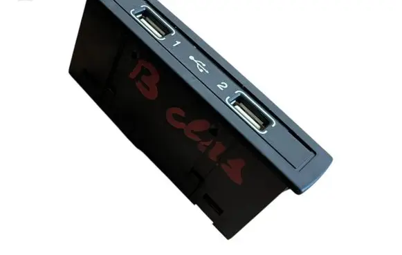 Mercedes-Benz B W246 W242 USB socket connector A1728202826
