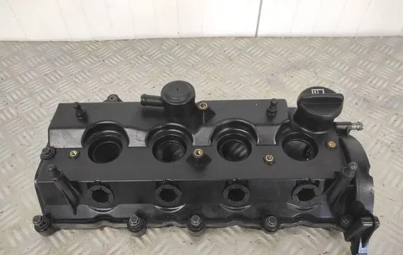 Opel Astra H Rocker cam cover 897304737