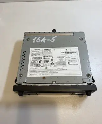 Renault Master III Radio/CD/DVD/GPS head unit 0150147711