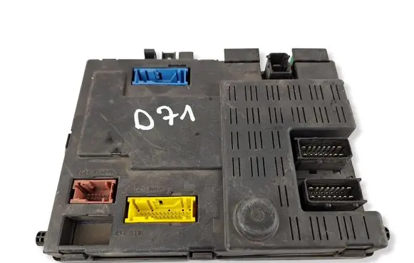 Peugeot 307 Comfort/convenience module 9642409480 73005812