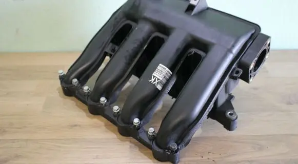 BMW 1 E81 E87 Intake manifold 7787318
