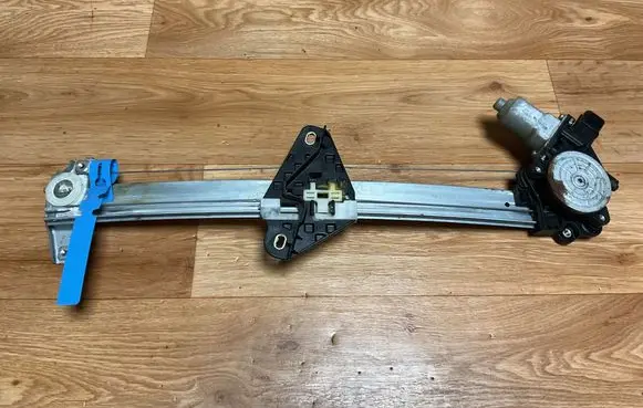 Honda Civic Rear door window regulator with motor PBTGF30