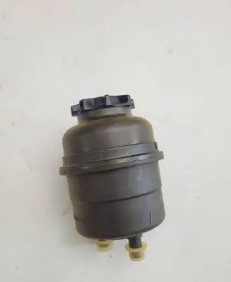Mercedes-Benz Vito Viano W638 Power steering fluid tank/reservoir A6384600083