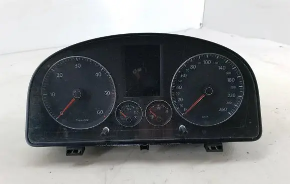 Speedometer (instrument cluster)