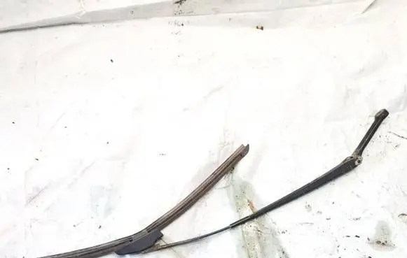 Audi A6 S6 C5 4B Front wiper blade arm