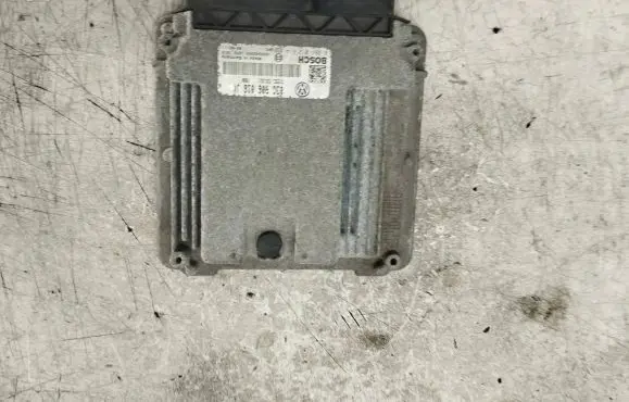 Volkswagen Jetta V Engine control unit/module 03G906016JK 1039S09599 0281012614