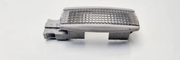 Volkswagen PASSAT B5 Other interior light 3B0947113