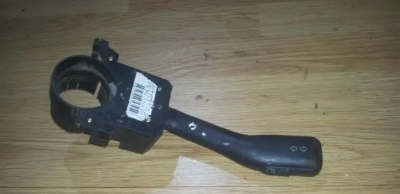 Volkswagen PASSAT B5 Indicator stalk 4b0953503g