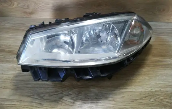 Renault Megane II Headlight/headlamp