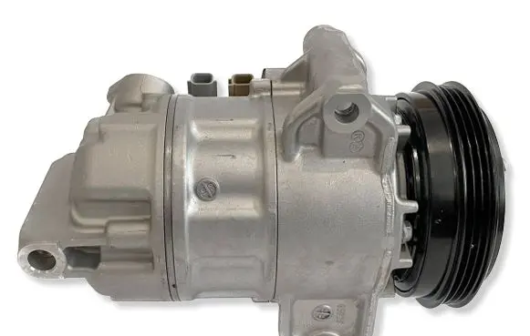 Renault Twingo III Air conditioning (A/C) compressor (pump) 926006316R T392220A