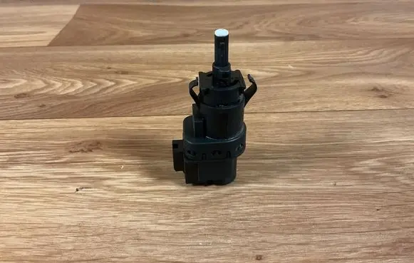 Ford Focus Brake pedal sensor switch 3M5T13480AC