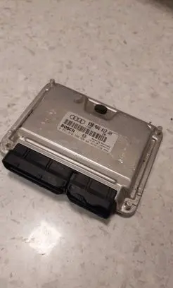 Audi A4 S4 B5 8D Engine control unit/module 038906012AH 0281010200
