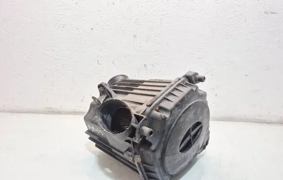 Alfa Romeo 159 Air filter box 55193133