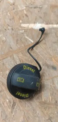 Audi A3 8Y Fuel tank filler cap 5N0201553D