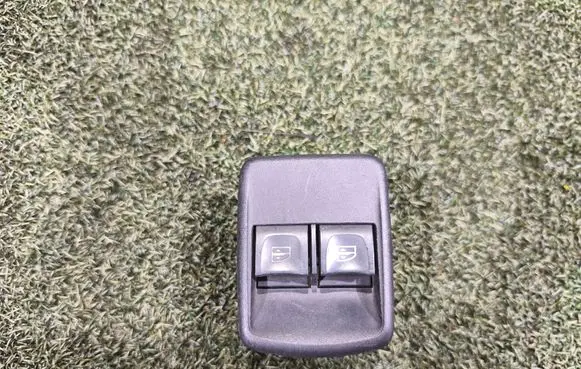Renault Trafic III (X82) Electric window control switch 10023903 254118722R