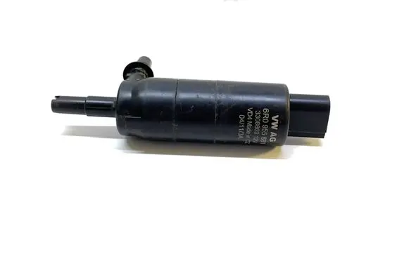 Volkswagen PASSAT B7 Windscreen/windshield washer pump 6R0955681 3308603