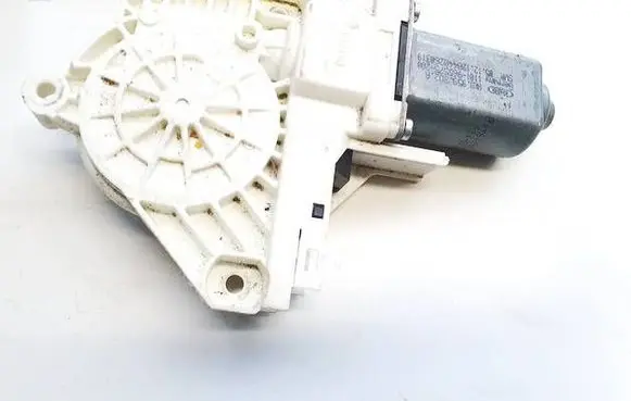 Skoda Superb B6 (3T) Front door window regulator motor 8K0959802A 1101965575200