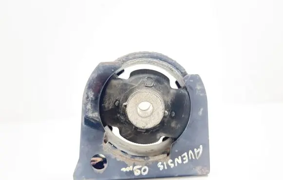 Toyota Avensis T270 Gearbox mount AV93854