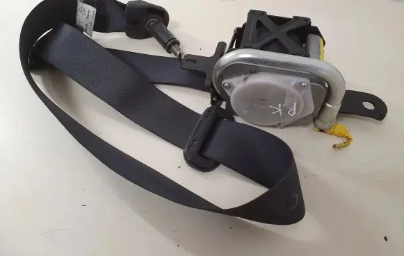 Hyundai Tucson JM Front seatbelt C9260N