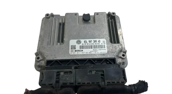 Volkswagen Tiguan Engine control unit/module 03L907309AD 0281017947
