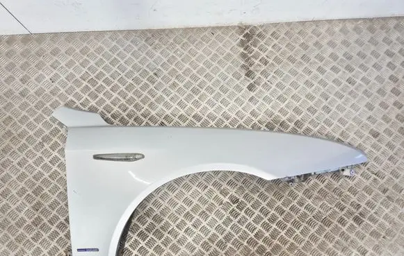 Alfa Romeo 159 Fender