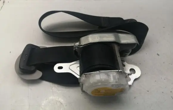Toyota Corolla Verso AR10 Front seatbelt 732100F030C0