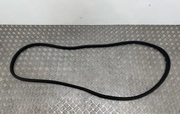 KIA Sorento Trunk rubber seal (body) 