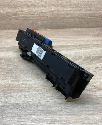 BMW 5 E60 E61 Fuse module 6957330 18917