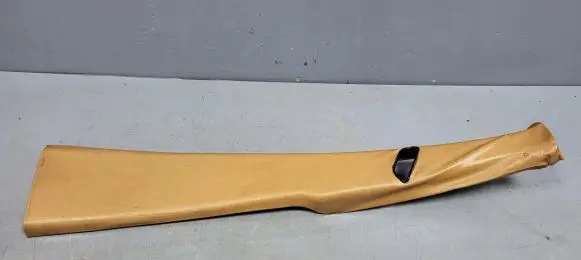 Mercedes-Benz B W245 (B) pillar trim (bottom)
