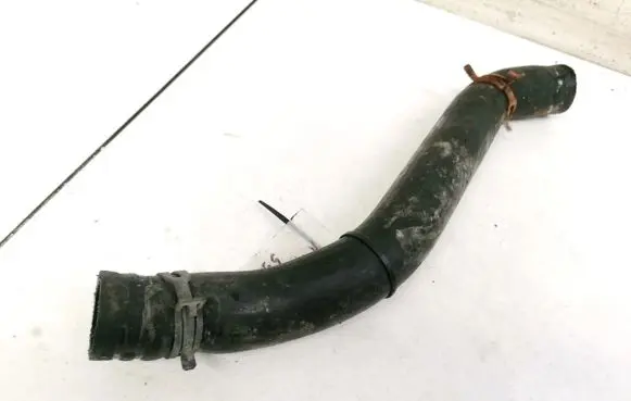 Volkswagen PASSAT B4 Engine coolant pipe/hose 357121101AD