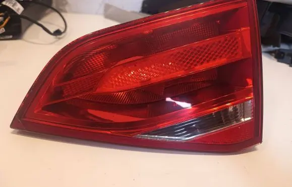 Audi A4 S4 B8 8K Tailgate rear/tail lights 167012 166974