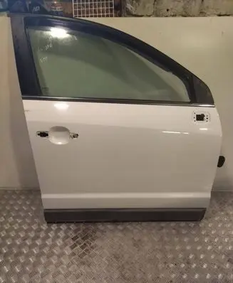 Opel Antara Front door