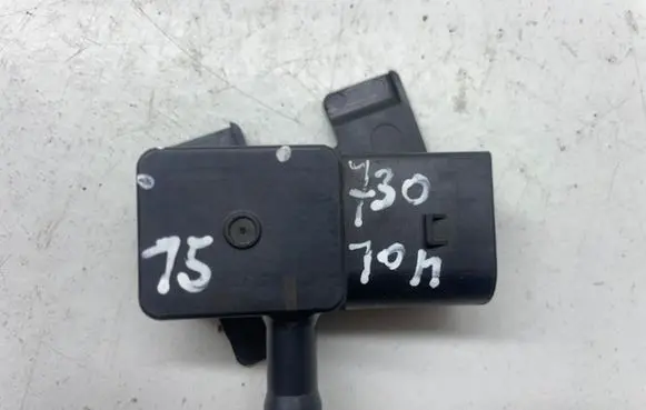 BMW 7 F01 F02 F03 F04 Exhaust gas pressure sensor 780515201