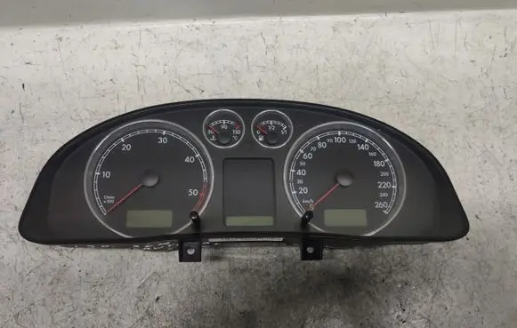 Volkswagen PASSAT B5.5 Speedometer (instrument cluster) 3B0920809E