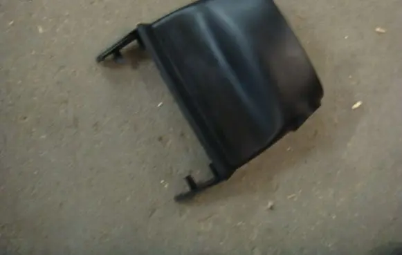 Suzuki Swift III Steering wheel column trim