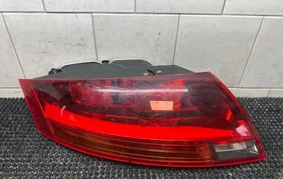 Audi TT TTS Mk2 Rear/tail lights 8J0945095C